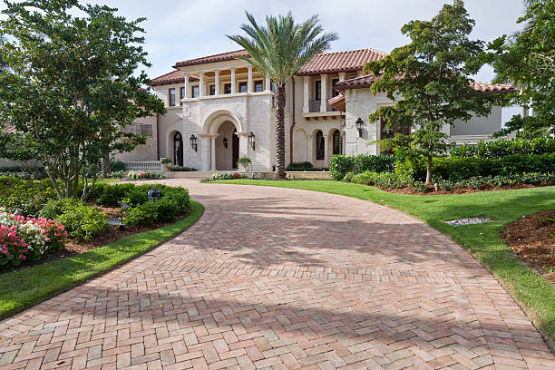 Best Driveway Paving Contractor  in Huron, CA